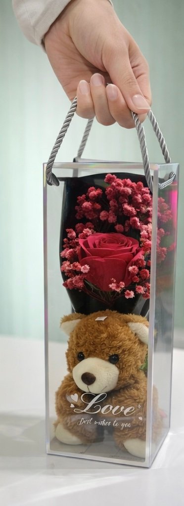 Kutulu yapay çiçek ve ayıcık 